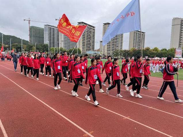 超级凌乱的校园运动会，运动装备大揭秘